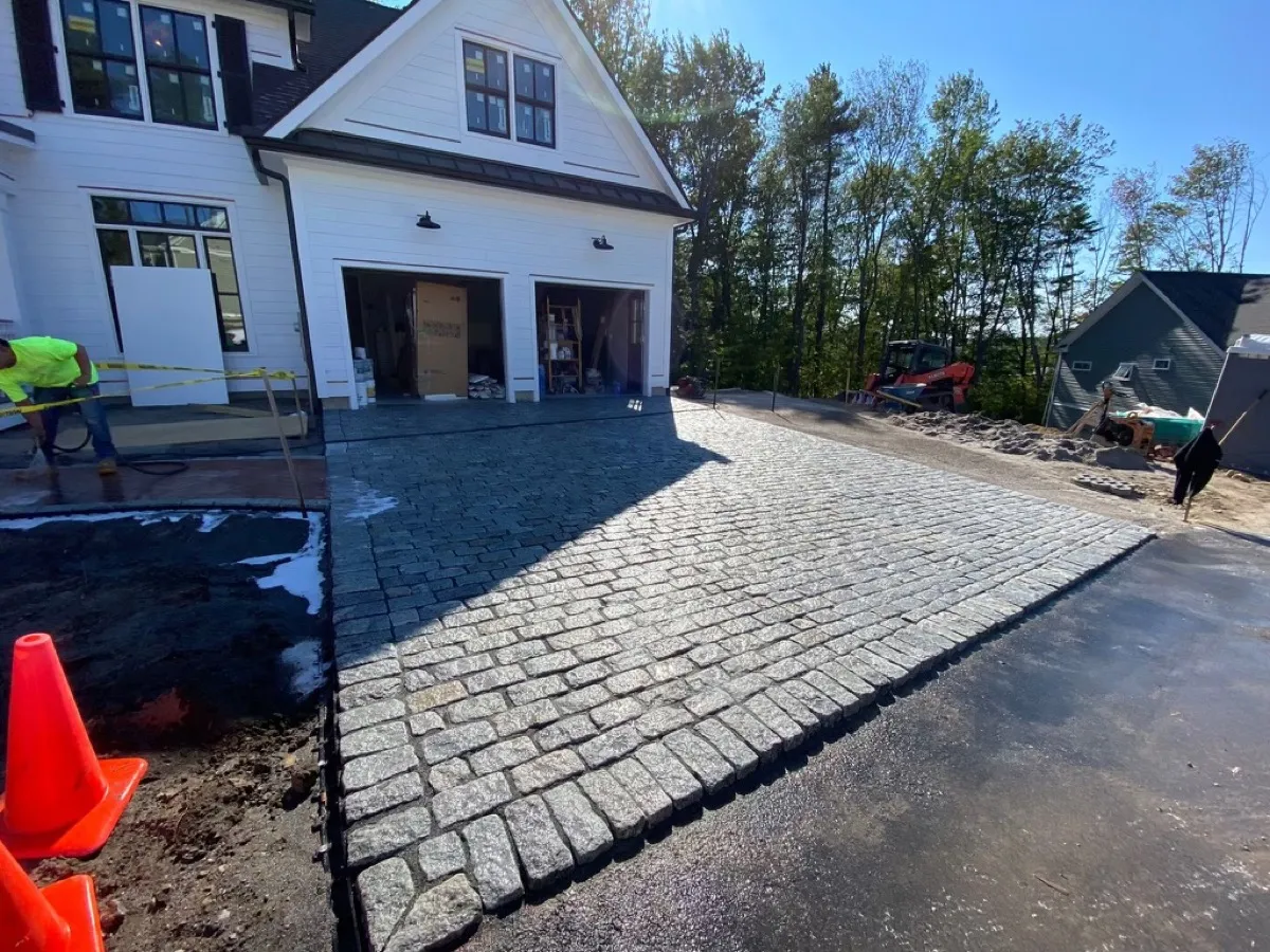 Cobblestone Driveway Apron — Walkways in Amherst, NH