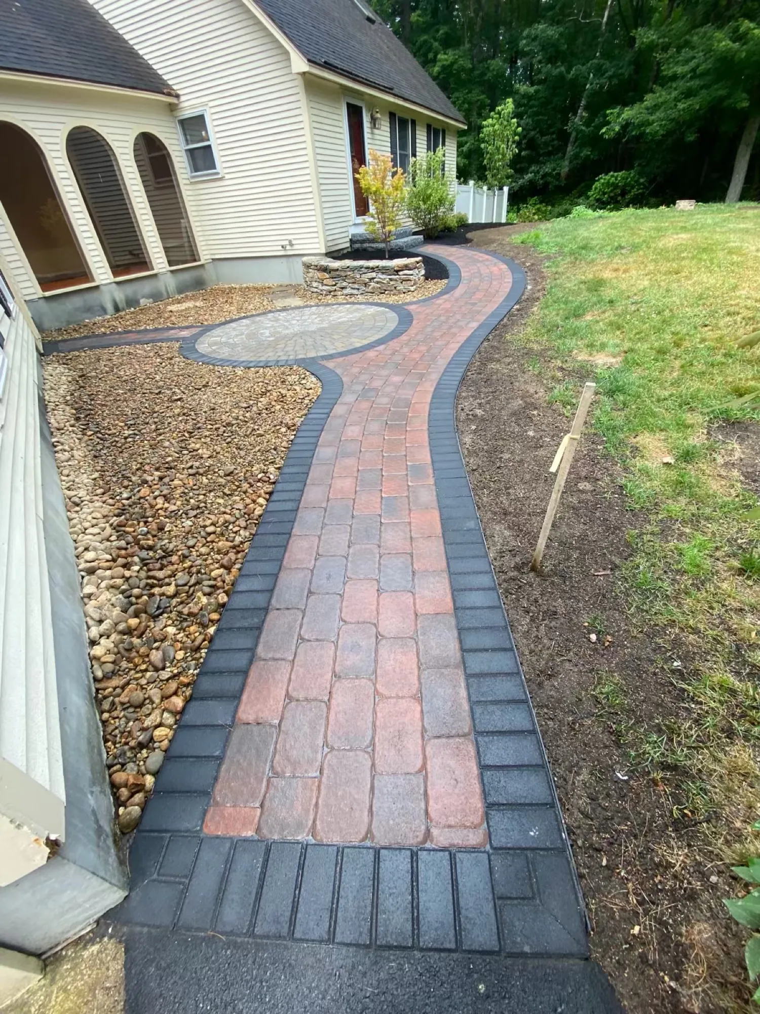 Walkway with Stone Medallion — Walkways in Hudson, NH